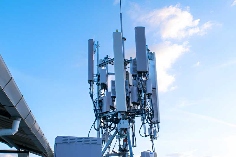 Telekomunikasi & Teknologi