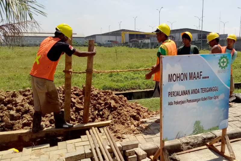 Telekomunikasi & Teknologi